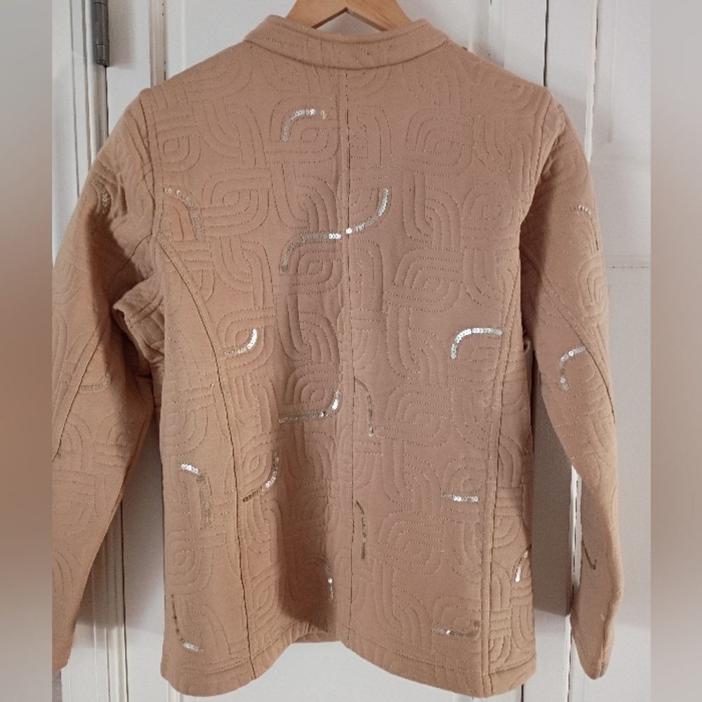 Laura Ashley Women's Beige Quilted Sequin Jacket.Pit To Pit 22" - Picture 2 of 6